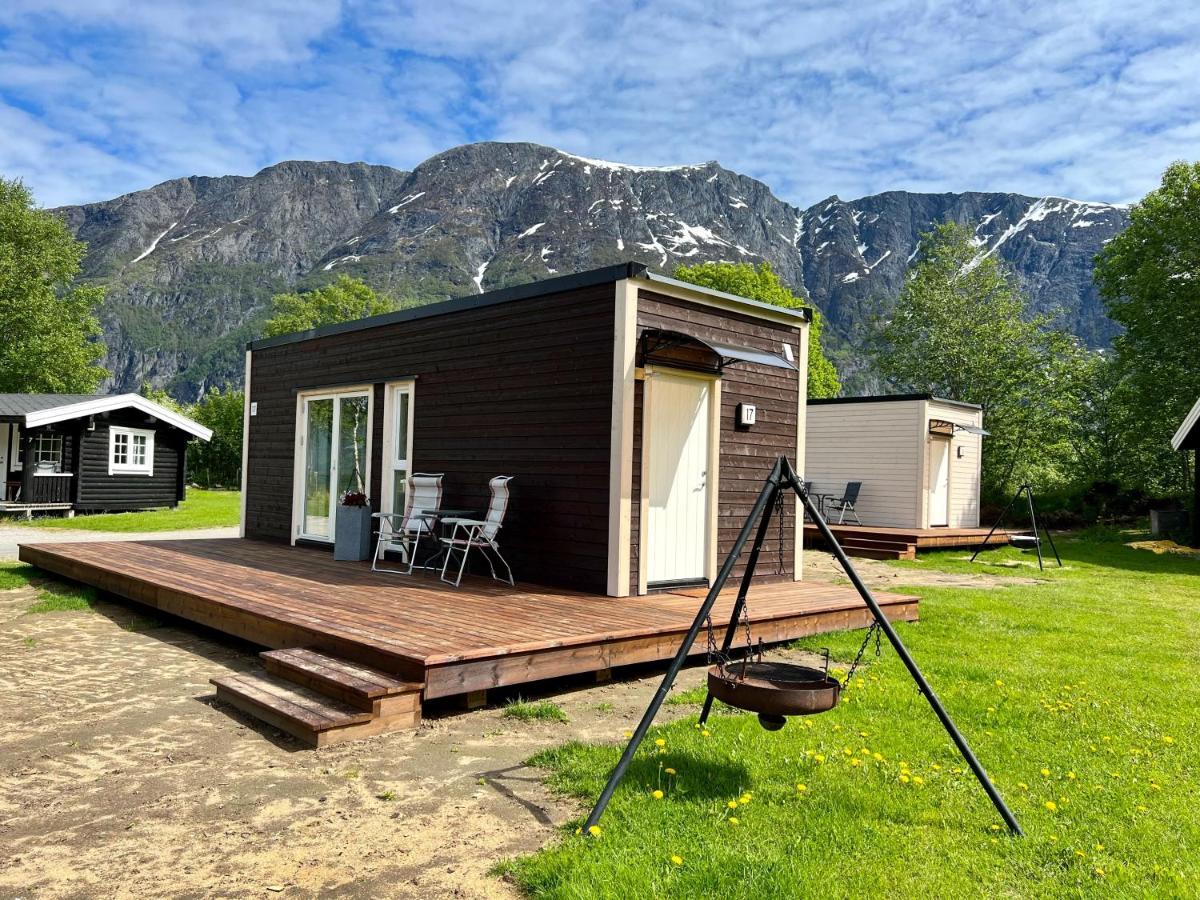 Trollstigen Resort Andalsnes Exterior photo